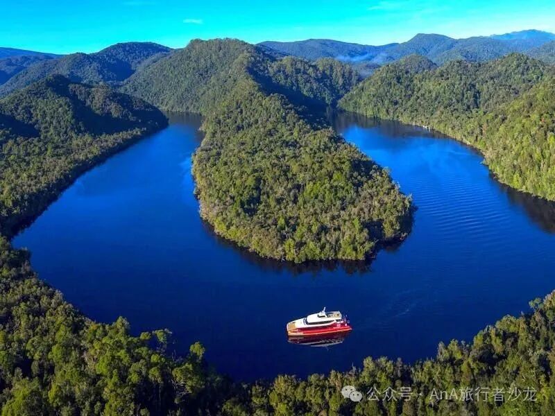 Western river cruise